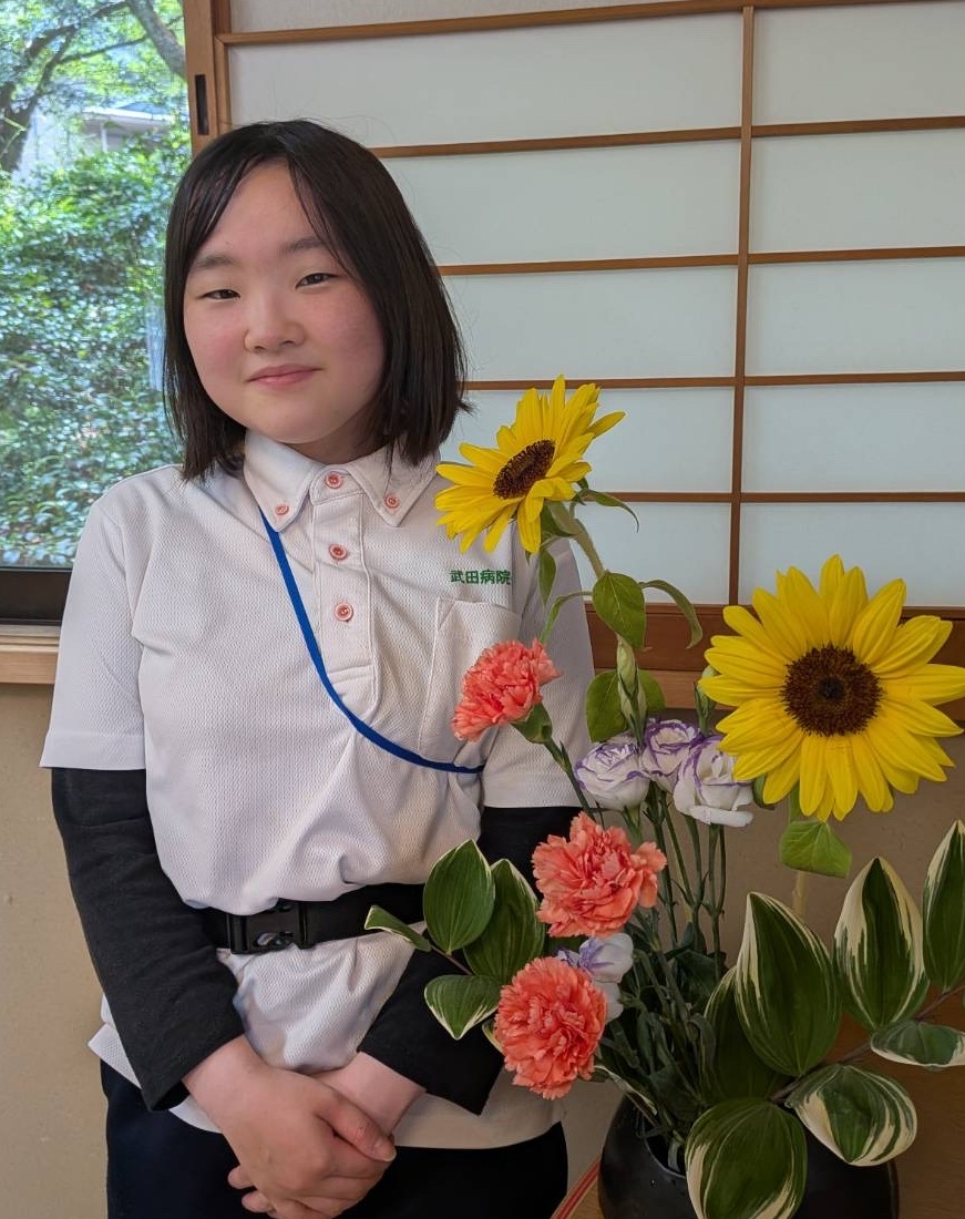 津野　千愛