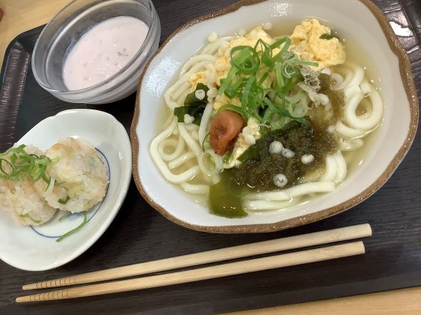 具だくさんうどん定食