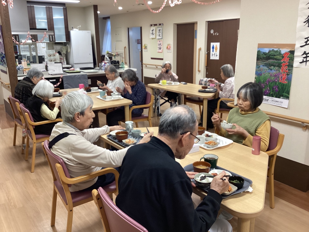 夕食時の様子