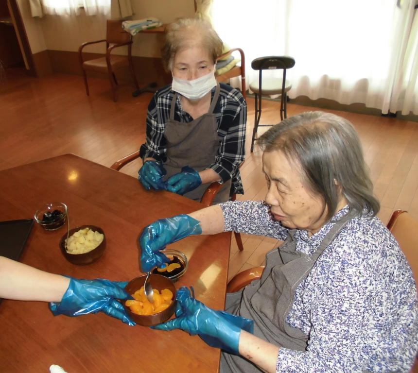 楽しくトッピング♪