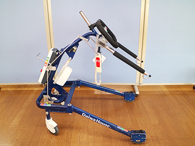 免荷歩行器