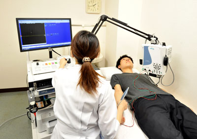 ヨドバシ.com - 新 神経・筋疾患の電気診断学―筋電図・神経伝導