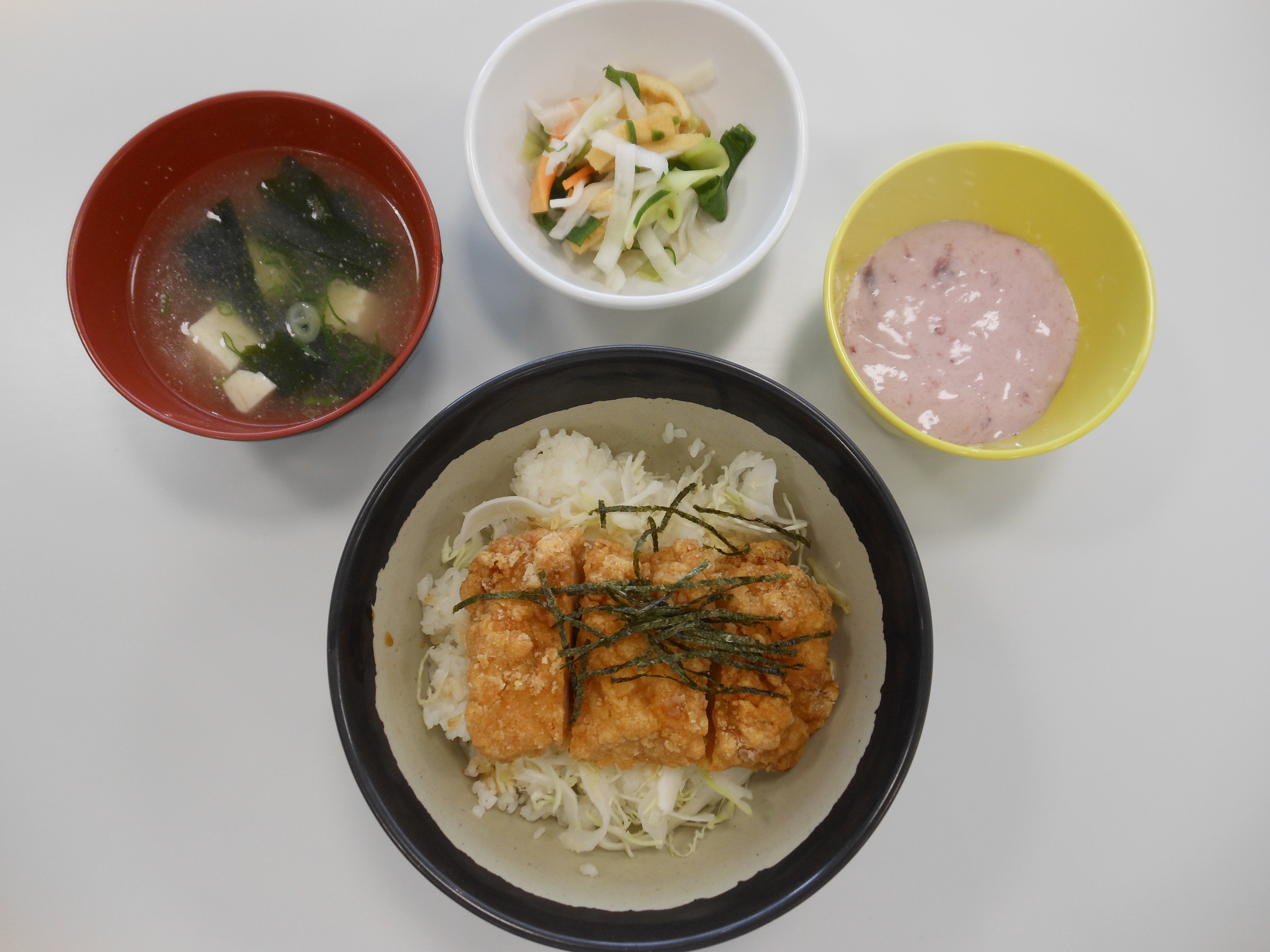 6月18日鶏の竜田揚げ丼.JPG